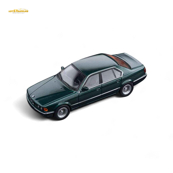 (Pre-Order) DCM BMW E32 7-Series Sedan Oxford Metallic Green 1:64