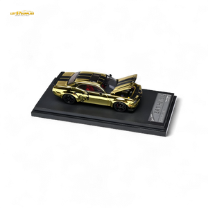 (Pre-Order) Stance Hunters Dodge Challenger SRT Hellcat Gold 1:64