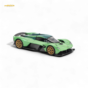 (Pre-Order) poprace ASTON MARTIN VALKYRIE - IRIDESCENT EMERALD 1/64