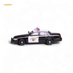 596 Ford Crown Victoria California Highway Patrol 1:64