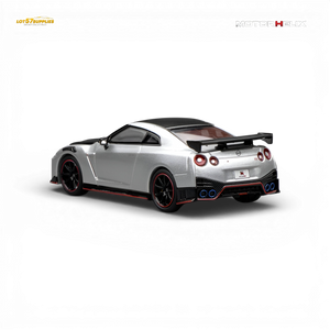 (Pre-Order) Motorhelix Nissan GT-R NISMO R35 1:64
