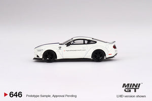 Mini-GT FORD MUSTANG GT LB-WORKS White 1:64 #646