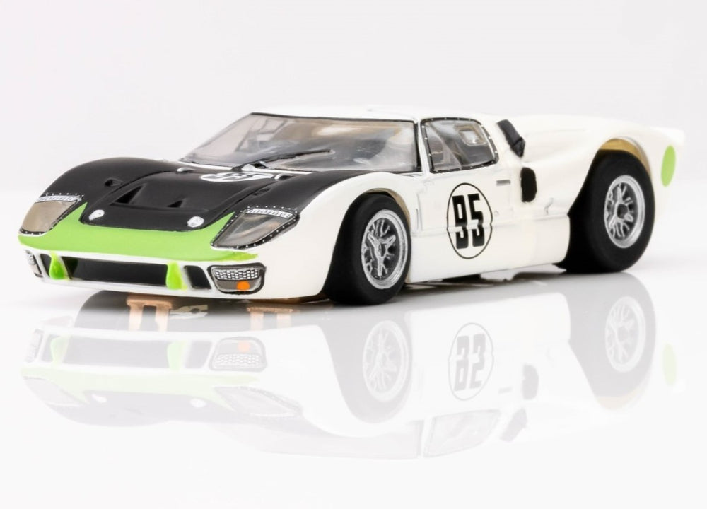 AFX Racing Ford GT40 Mark II #95 Daytona HO Scale Slot Car — HO Slot Car