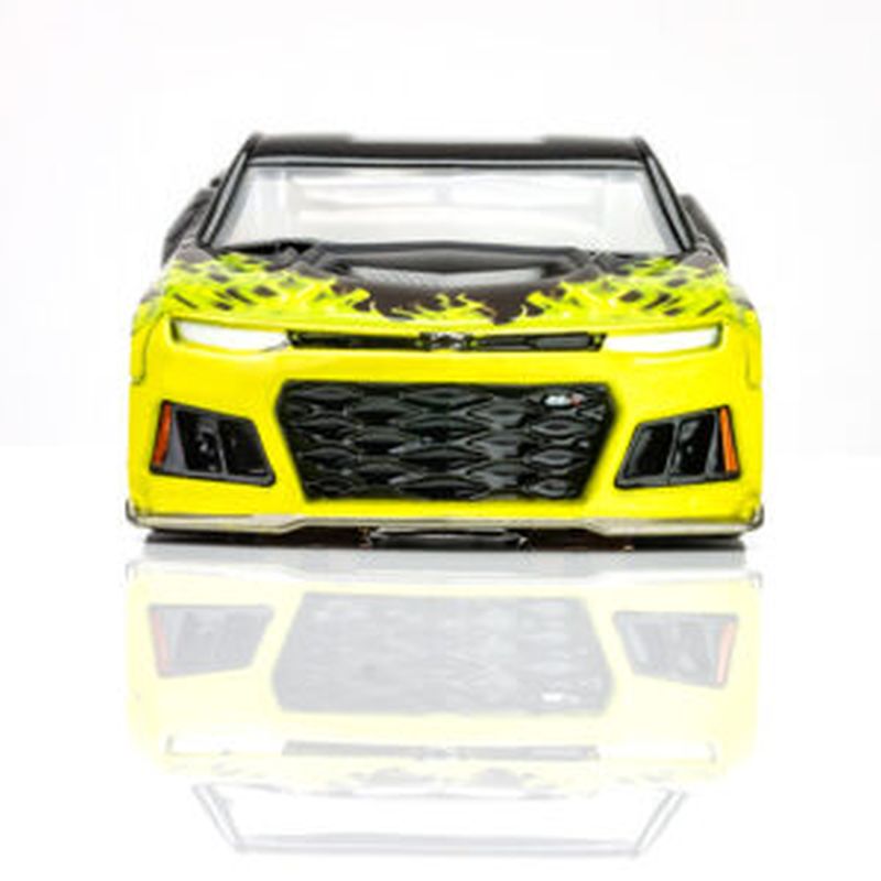 AFX Racing Camaro ZL1 2021 - Wildfire Black/Lime — HO Slot Car
