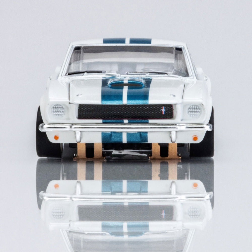 AFX Racing 1965 Shelby Mustang GT350 White/Blue HO Slot Car Set