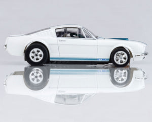1965 Shelby Mustang GT350 White/Blue HO Slot Car Set