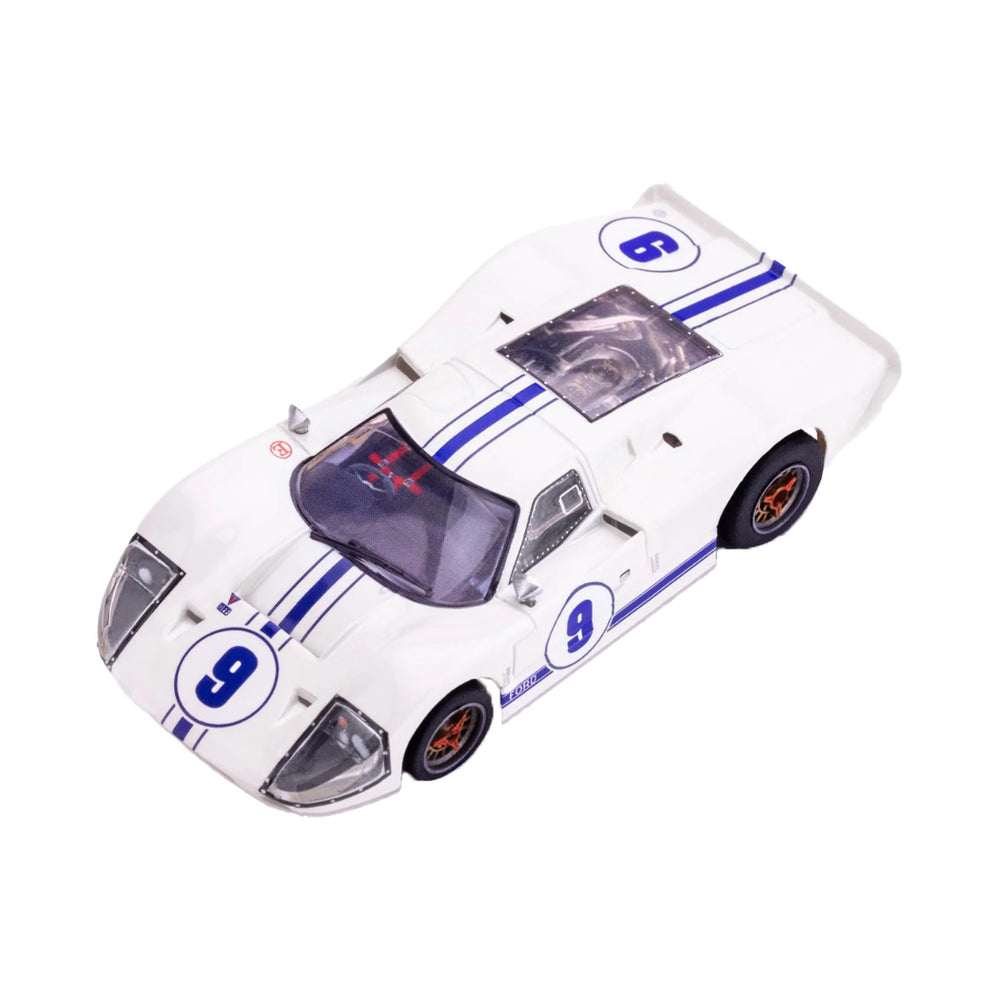 AFX Racing GT40 Mark IV #9, White — HO Slot Car