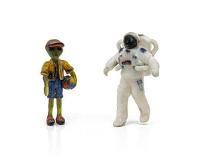 PowerHobby Woodland Scenics A2861 O Scale Cosmic Travelers Find Me