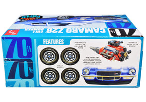 AMT - Skill 2 Model Kit 1970 1/2 Chevrolet Camaro Z28 "Full Bumper" 1/25 Scale Model — Plastic model kit