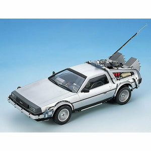 Back to the Future 1:24 scale DeLorean model kit