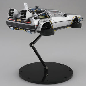 Back to the Future Part II DeLorean Time Machine 1:24 Scale Model Kit