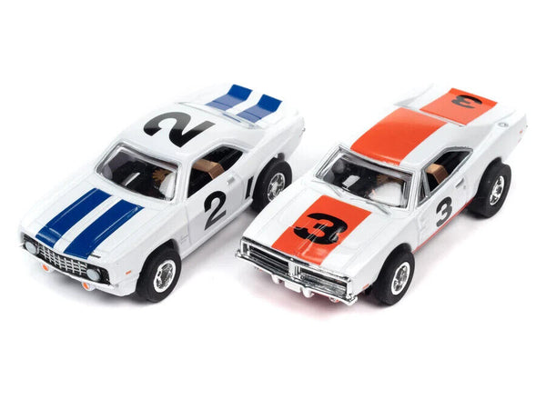 Auto World SRS346 14' Motorsport 500 Racing HO Slot car Set