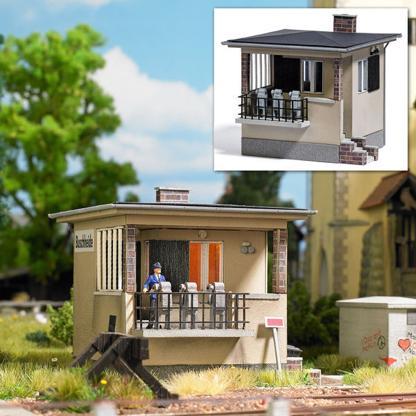 Busch 1461 HO Scale Grade Crossing Guard's Hut Kit
