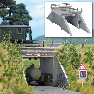 Busch 1409 HO Scale Concrete Underpass Kit