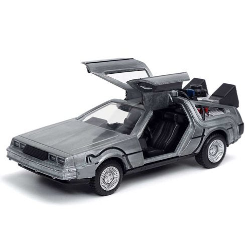 Jada Back to the Future die-cast 1:32 scale "Hollywood Rides" DeLorean Time Machine — Die-cast Model Cars