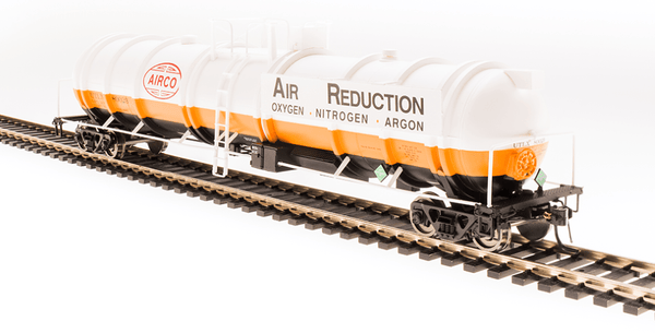 Broadway Limited 3720 N Scale Tank Car Cryogenic Airco Industrial Gases 2-pack