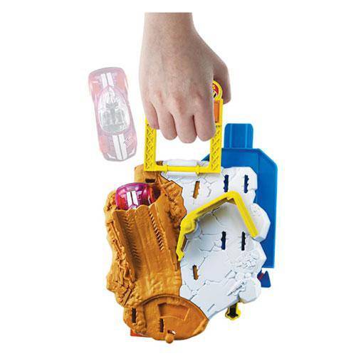 ToyShnip Hot Wheels Construction Mayhem playset — Toys & Games