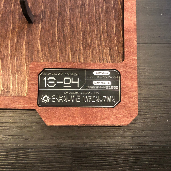 CCHobbyFun IB-94 Blaster Wood Wall Mount — Plaque