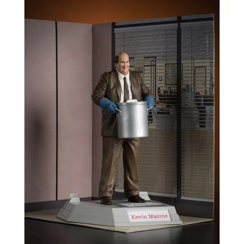 McFarlane Toys Movie Maniacs Limited Edition 6-Inch Scale Posed Figure - Select Figure(s) - Echo Six Hobbies