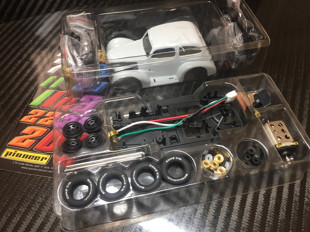 Pioneer Kit#5 1937 Chevy Sedan Legends Racer White Kit 1/32 slot Car Scalextric DPR