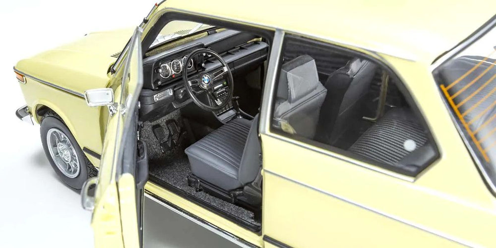 Kyosho 1/18 Scale BMW 2002 Tii Beige Model