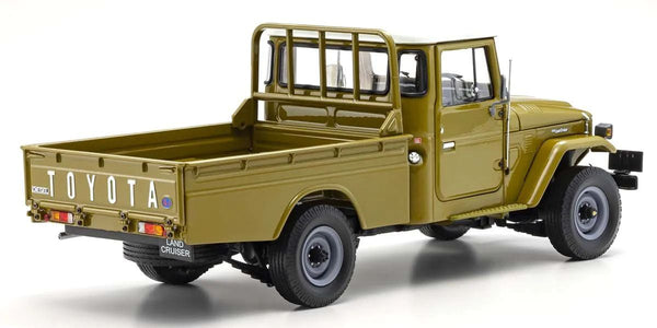 Kyosho 1/18 Scale Toyota Land Cruiser 40 Pickup Olive Model Diecast Car