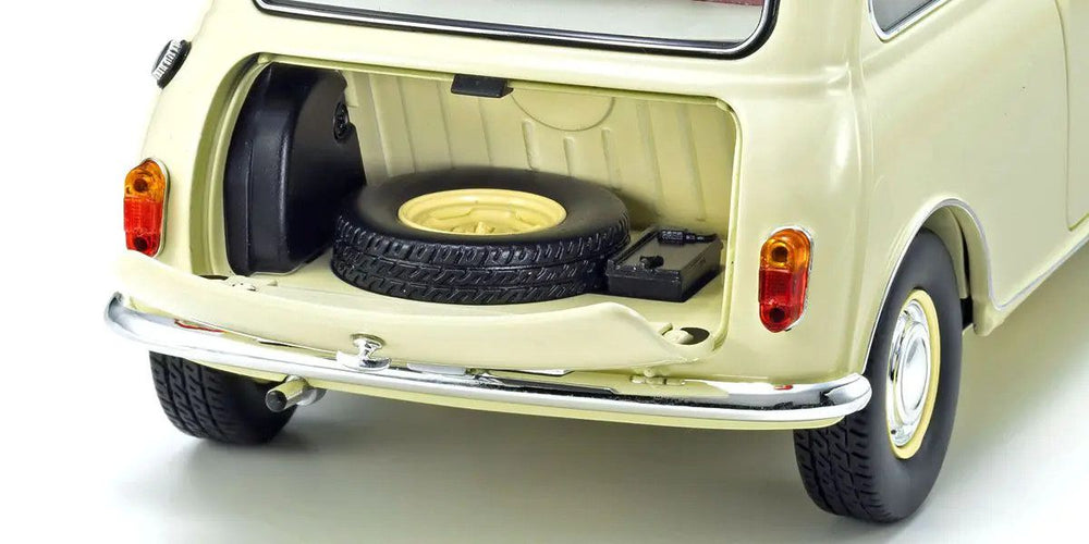 Kyosho 1/18 Scale Morris Mini Minor Old English White Model