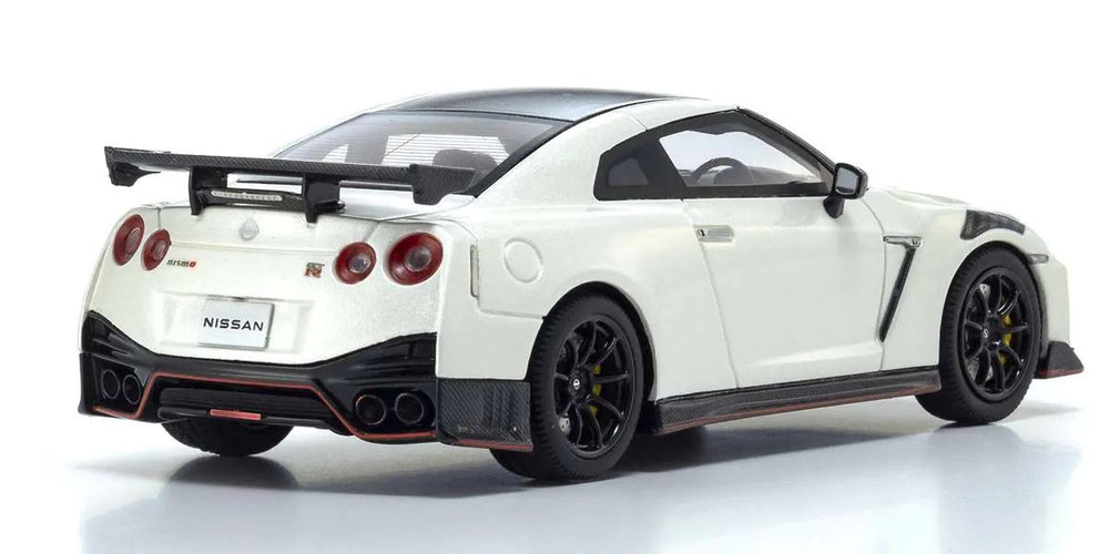 Kyosho 1/43 Scale Nissan GT-R NISMO 2022 Diecast Car (White)