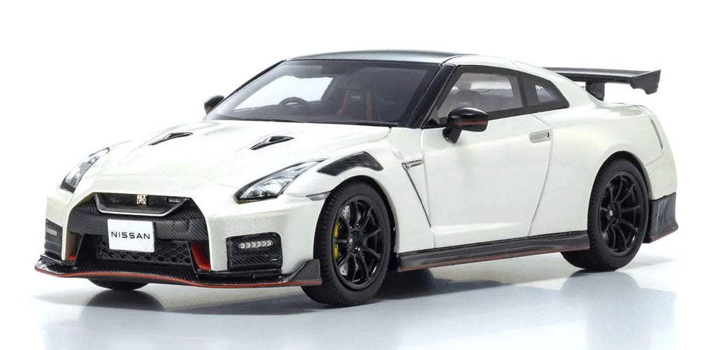 Kyosho 1/43 Scale Nissan GT-R NISMO 2022 Diecast Car (White)