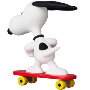 ToyShnip Medicom Peanuts UDF Figure - Select Figure(s) — Action Figure