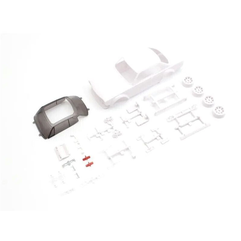 Kyosho MZN216 SKYLINE 2000GT-R (KPGC10) Tuned Ver White Body set (w/Rim for AWD)