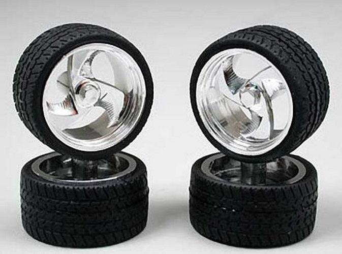 Pegasus Hobbies 1202 Tri Blade Chrome Rims/Tires Plastic Model (4)