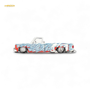 Mini GT x Kaido House Chevrolet Silverado DUALLY on Fire V2 1:64 KHMG157