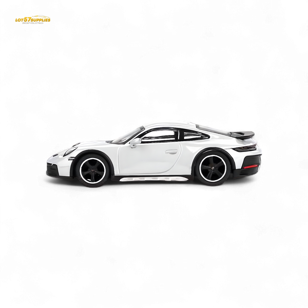 Mini-GT Porsche 911 Dakar Ice Gray Metallic #891 1:64