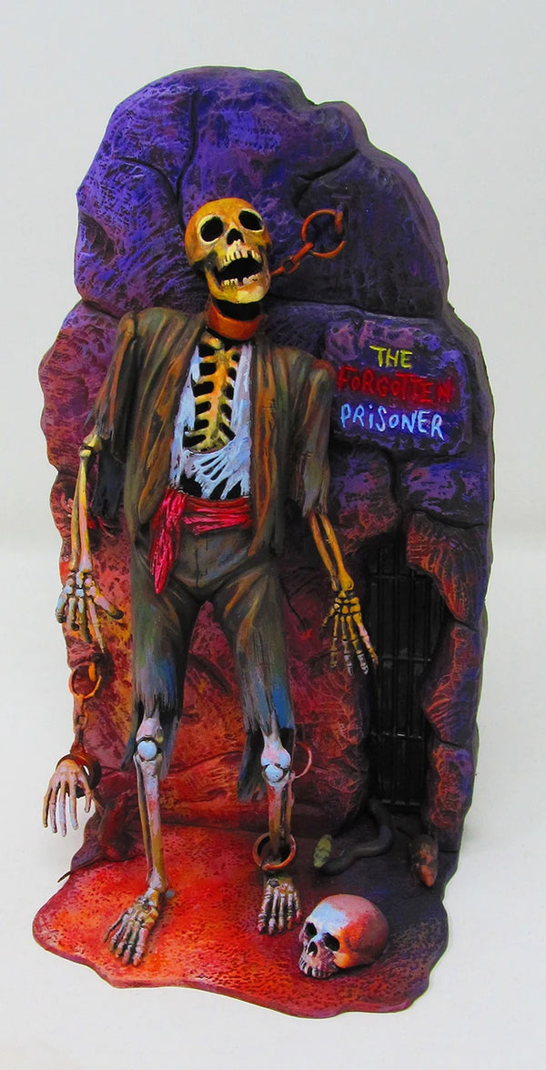 1/8 Forgotten Prisoner of Castel Mare Glow Edition