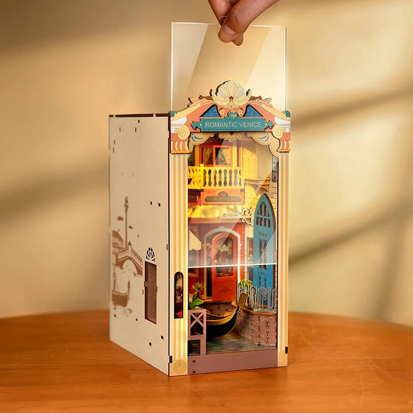 Robotime Romantic Venice Book Nook & Wonderland - Stories in Books — Book Nook Shelf Insert
