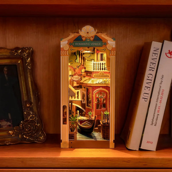 Robotime Romantic Venice Book Nook & Wonderland - Stories in Books — Book Nook Shelf Insert