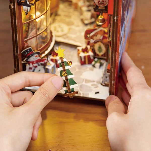 Robotime Christmas Street DIY Book Nook — Book Nook Shelf Insert