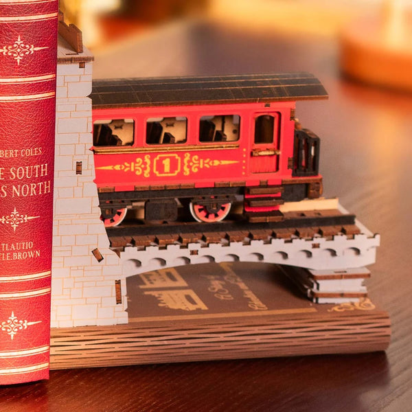Robotime Rolife - Century Train DIY Book Nook — Book Nook Shelf Insert