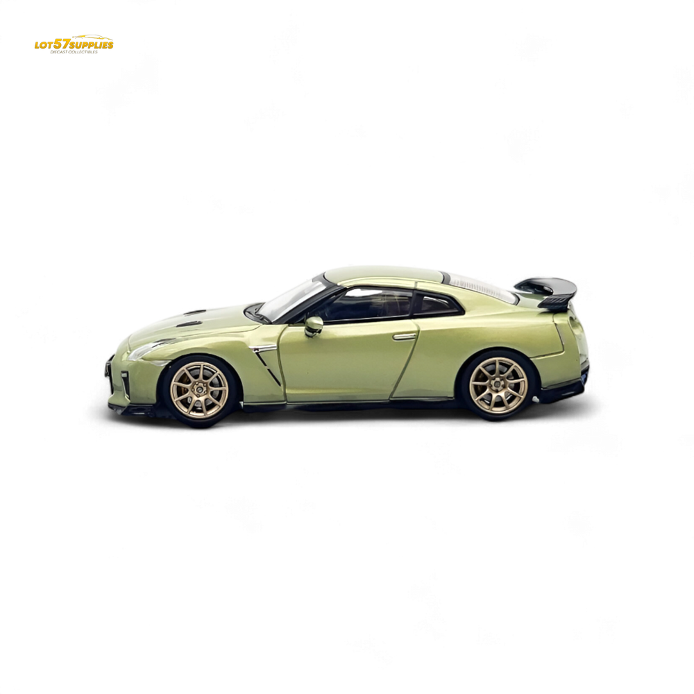 Inno64 Nissan Skyline GT-R R35 Millenium Jade 1:64 IN64-R35-MJADE