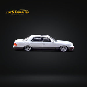 Fine works64 Lexus LS400 - White/Gray Double Stanced 1:64