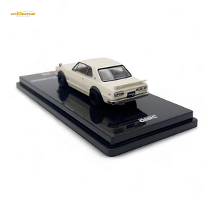 Inno64 Nissan Skyline 2000 GT-R (KPGC10) in White 1:64