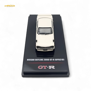 Inno64 Nissan Skyline 2000 GT-R (KPGC10) in White 1:64