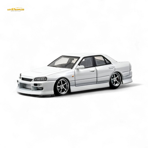 Mortal ER34 SKYLINE URAS Pearl White 1:64