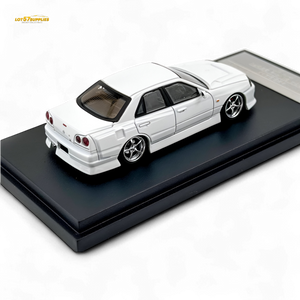 Mortal ER34 SKYLINE URAS Pearl White 1:64