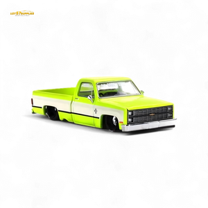Mini GT x Kaido House Chevrolet Silverado FLO YELLOW 1:64 KHMG112