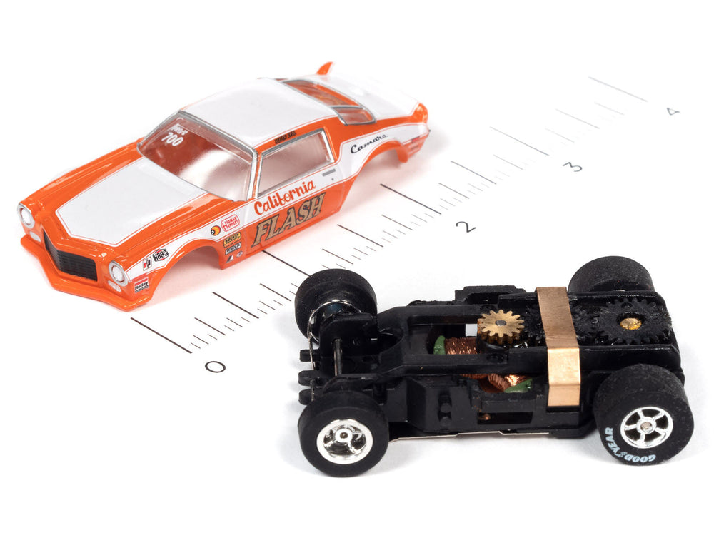 Auto World Xtraction Chevy Camaro Butch Leal California Flash HO Slot Car SC361