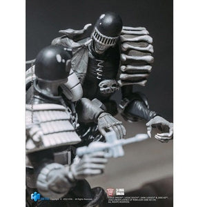 ToyShnip SDCC 2022 Judge Dredd VS Judge Death Black & White 1/18 Scale Figure 2 Pack — Action Figure