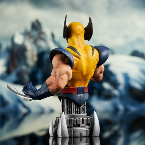 ToyShnip SDCC 2024 Marvel Comic Yellow Wolverine Bust — Action & Toy Figures