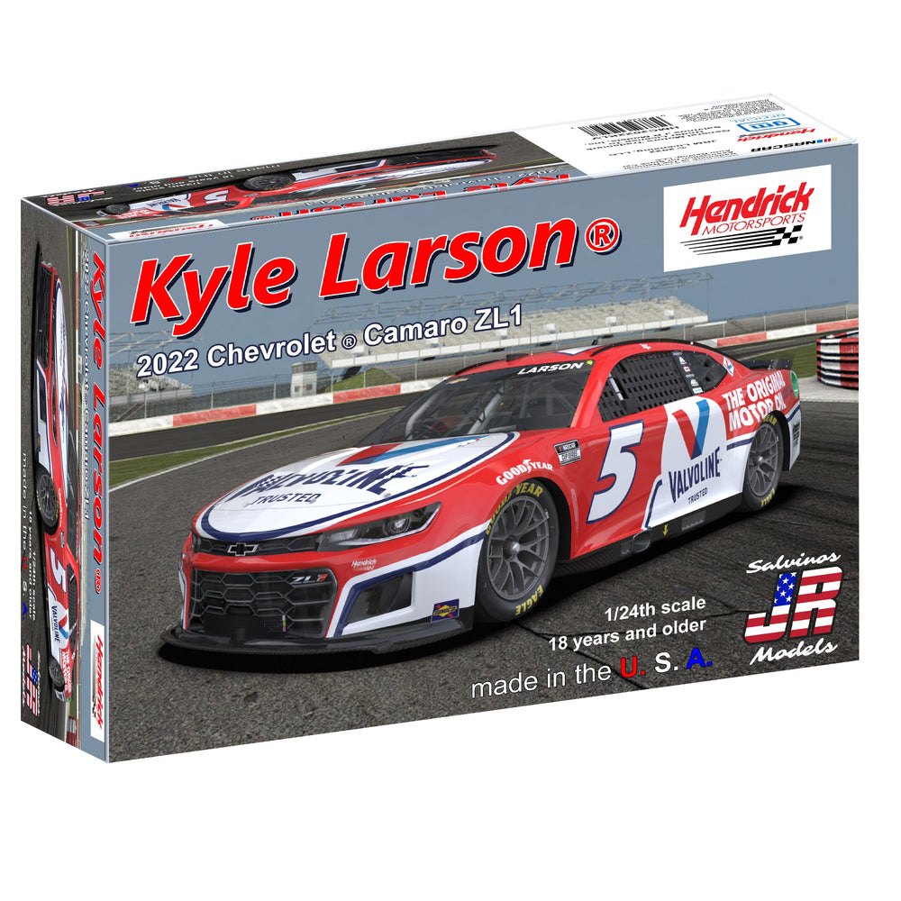 Salvinos JR Models 1/24 Hendrick Motorsports Kyle Larson 2022 Camaro - Valvoline